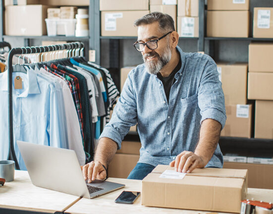 How to Start a Dropshipping Business