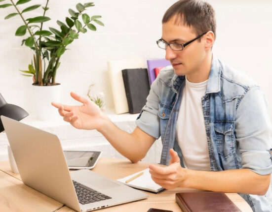 Dropshipping-to-Facebook-Marketplace-How-to-Do-It